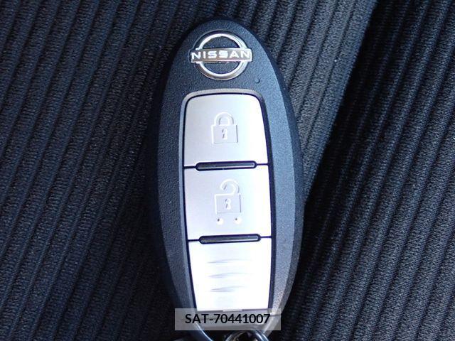 Nissan NOTE 2023-02 330563-18