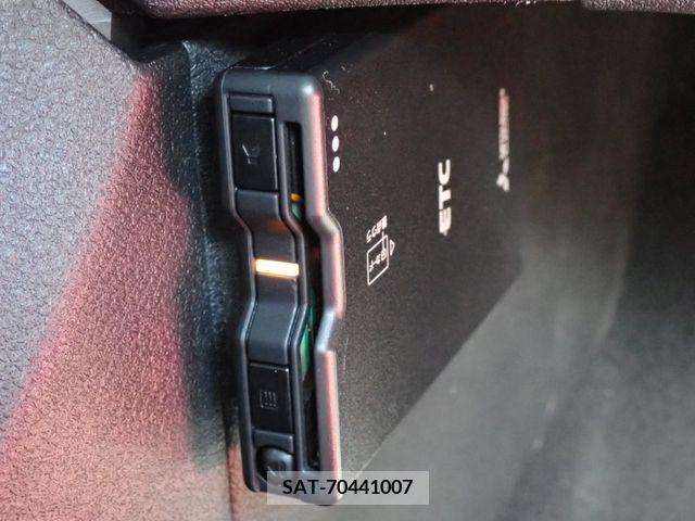 Nissan NOTE 2023-02 330563-17