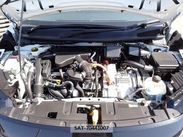 Nissan NOTE 2023-02 330563-5
