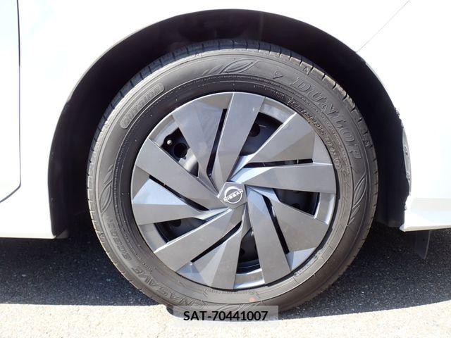 Nissan NOTE 2023-02 330563-4