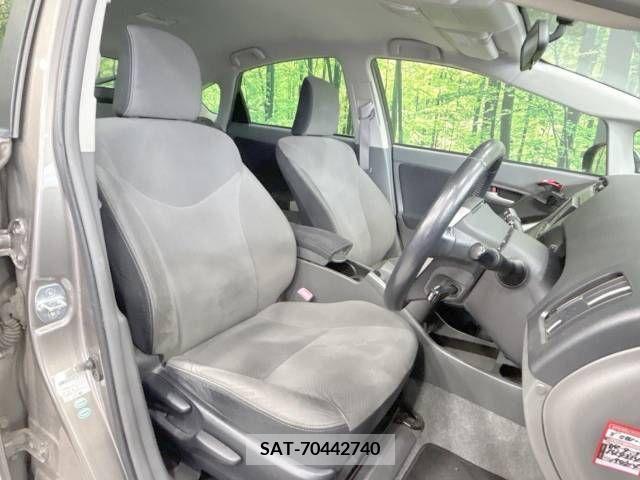 Toyota PRIUS 2011-08 352195-3