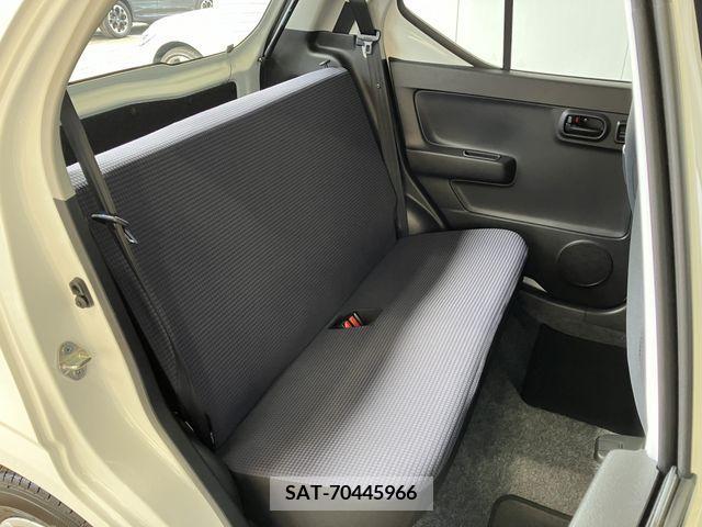 Suzuki ALTO 2019-03 327632-21