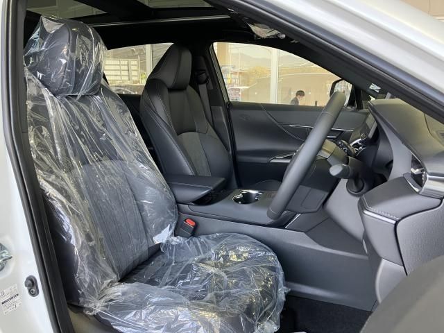 Toyota HARRIER HYBRID 2023-02 21916-22