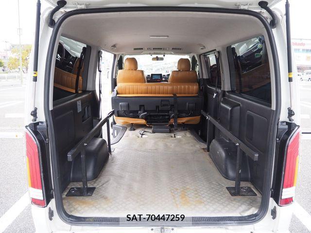 Toyota HIACE VAN 2013-04 316367-23