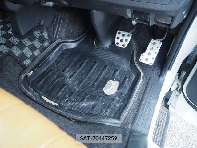 Toyota HIACE VAN 2013-04 316367-20