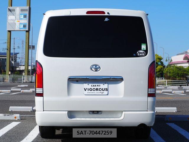 Toyota HIACE VAN 2013-04 316367-11