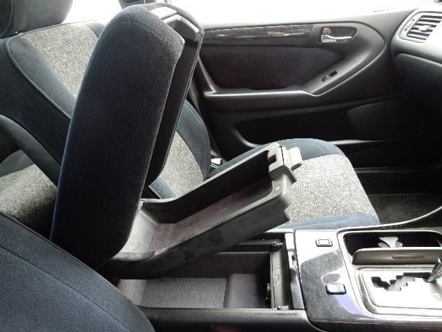 Toyota ARISTO 2001-02 21075-8