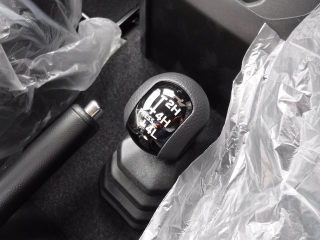 Suzuki JIMNY 2021-05 20596-11