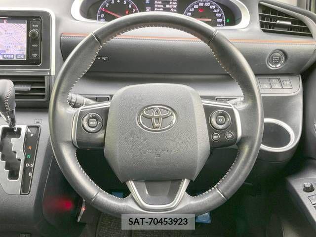 Toyota SIENTA 2015-10 368175-11