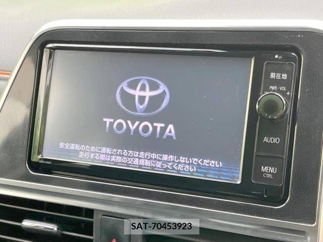 Toyota SIENTA 2015-10 368175-3