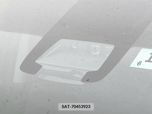 Toyota SIENTA 2015-10 368175-2