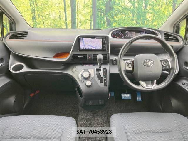 Toyota SIENTA 2015-10 368175-1