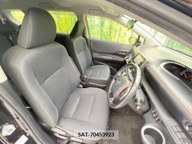 Toyota SIENTA 2015-10 368175-7