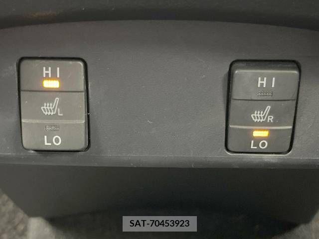 Toyota SIENTA 2015-10 368175-6