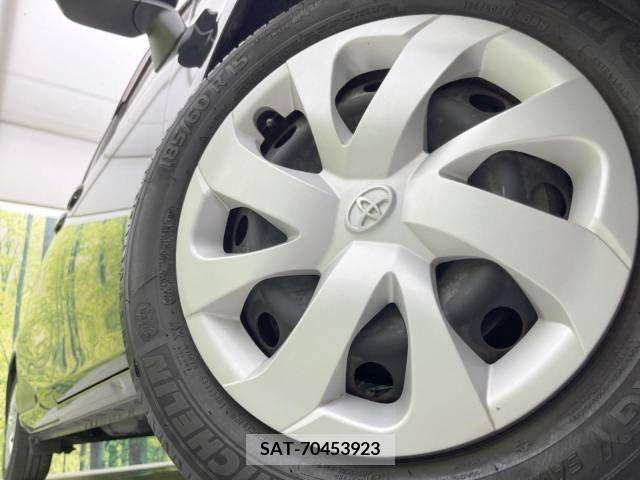 Toyota SIENTA 2015-10 368175-13