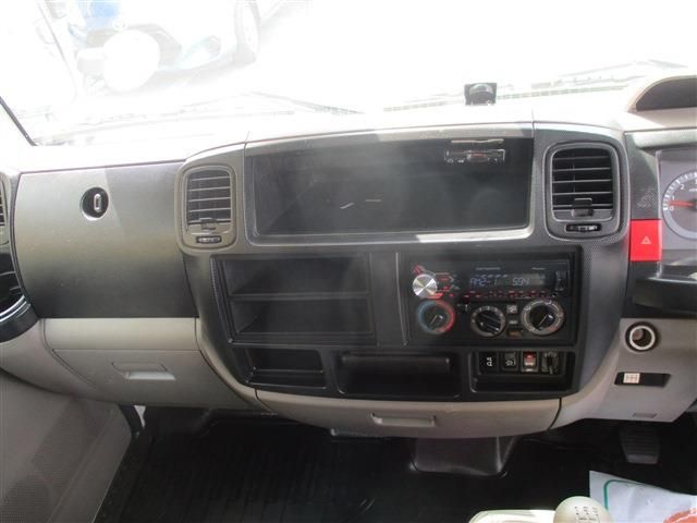 Nissan ATLAS 2016-08 2083-10