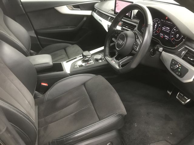 Audi A5 2019-04 26133-3