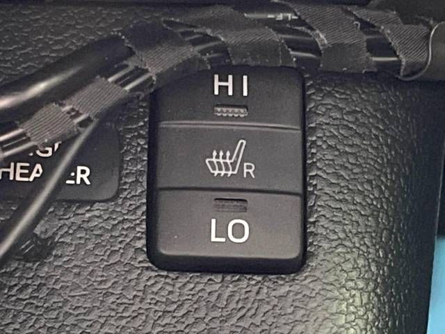 Toyota PRIUS 2017-10 193997-4