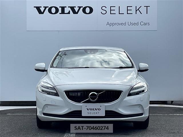 Volvo V40 2019-04 320559-1