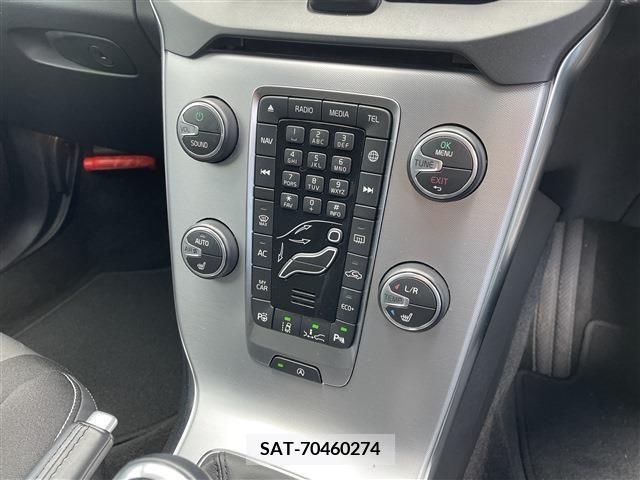 Volvo V40 2019-04 320559-12