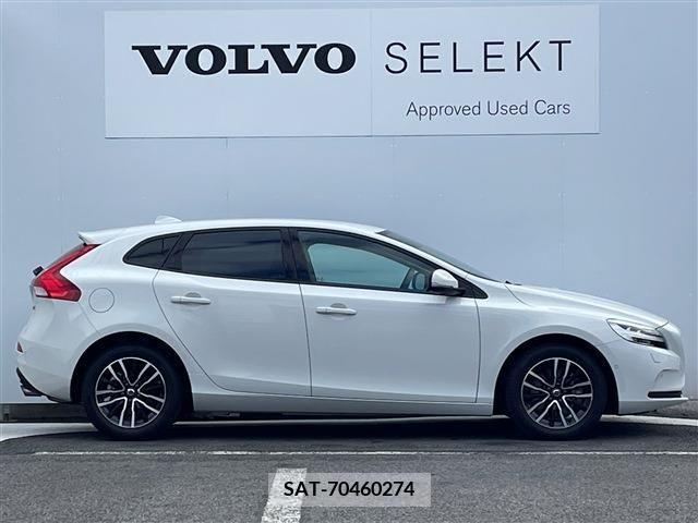 Volvo V40 2019-04 320559-3