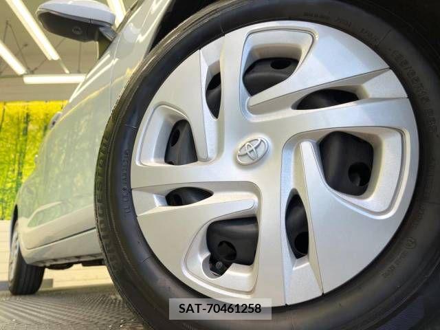 Toyota AQUA 2021-07 212241-13