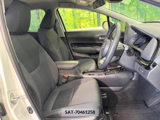 Toyota AQUA 2021-07 212241-8
