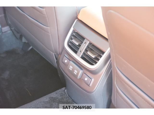 Subaru OUTBACK 2021-12 301175-18