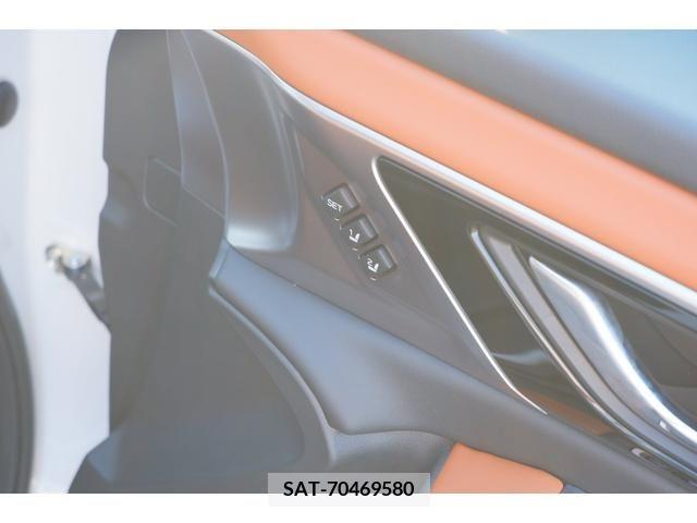 Subaru OUTBACK 2021-12 301175-14