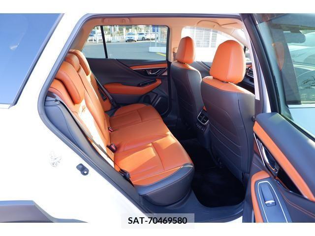 Subaru OUTBACK 2021-12 301175-16