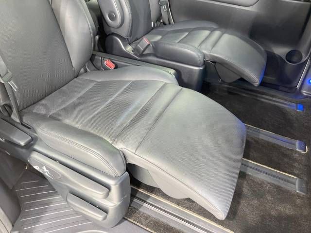 Toyota ALPHARD HYBRID 2018-07 183333-9