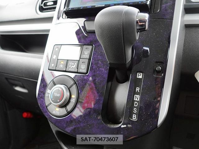 Daihatsu TANTO CUSTOM 2016-02 385152-23