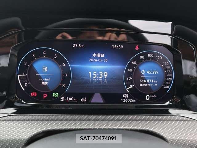 VolksWagen GOLF 2022-04 320365-16