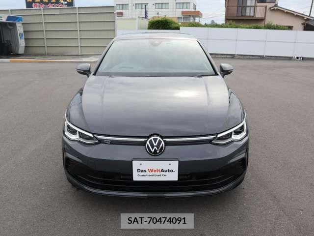 VolksWagen GOLF 2022-04 320365-2