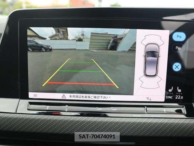 VolksWagen GOLF 2022-04 320365-10