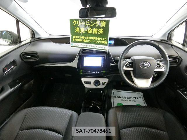 Toyota PRIUS 2018-03 200565-2