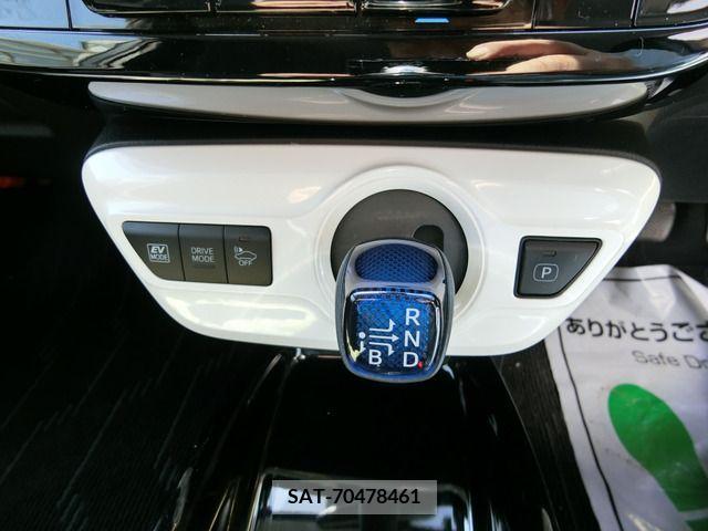 Toyota PRIUS 2018-03 200565-5