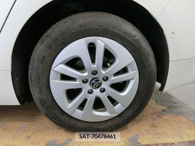 Toyota PRIUS 2018-03 200565-15
