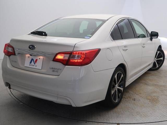 Subaru LEGACY B4 2015-07 186663-19
