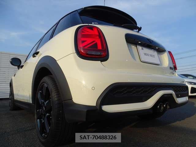Bmw MINI 2022-09 319637-18