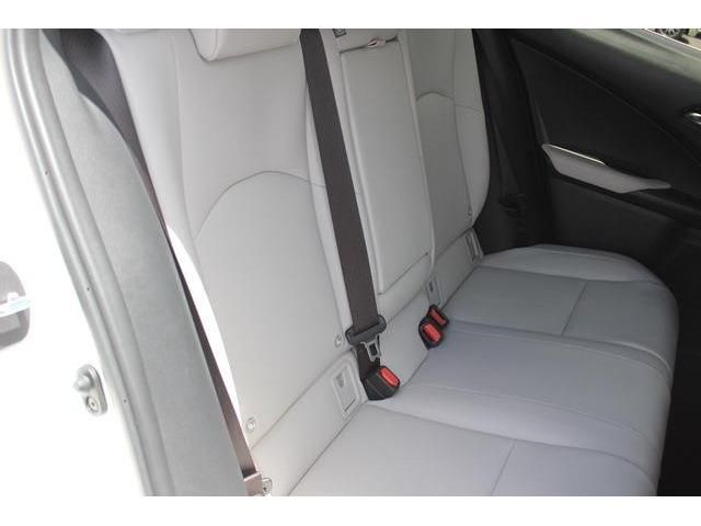 Lexus UX 2019-03 8609-15