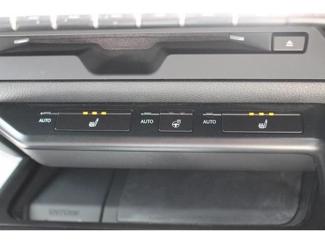 Lexus UX 2019-03 8609-5