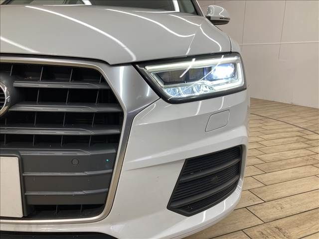 Audi Q3 2016-10 11154-18