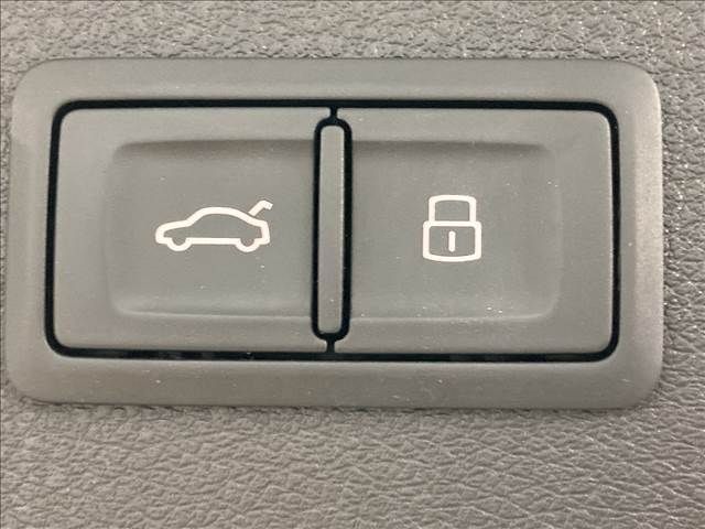 Audi Q3 2016-10 11154-5