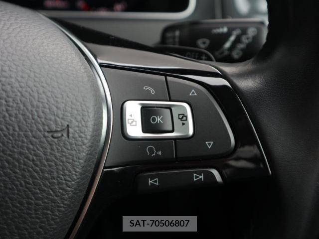 VolksWagen GOLF 2018-08 320286-15