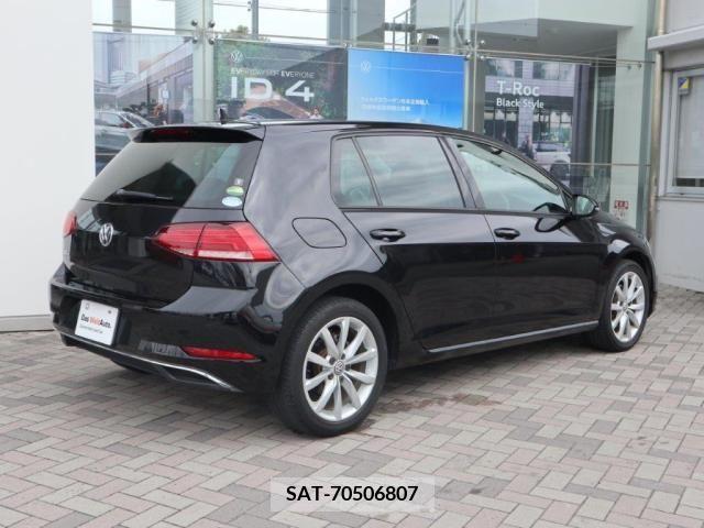 VolksWagen GOLF 2018-08 320286-6