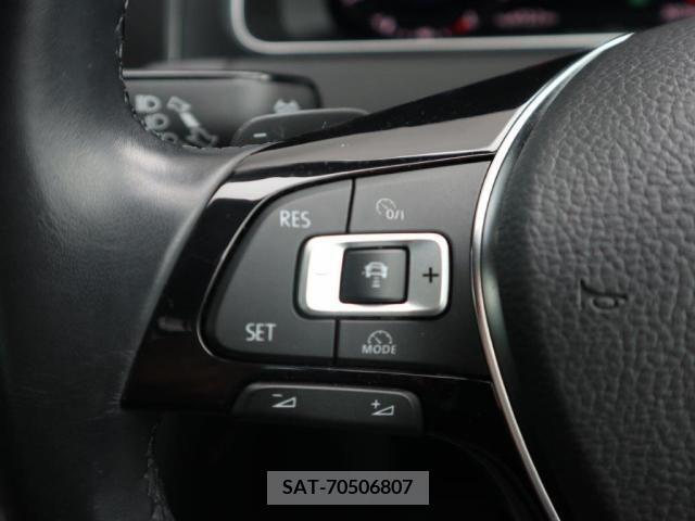 VolksWagen GOLF 2018-08 320286-14