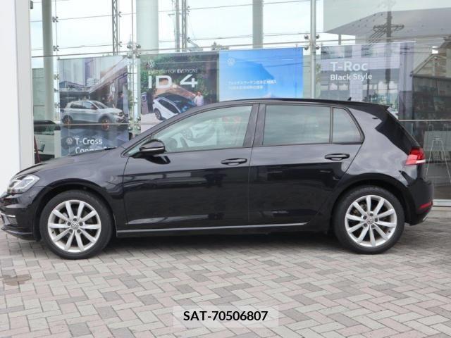 VolksWagen GOLF 2018-08 320286-3