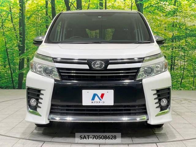 Toyota VOXY 2015-09 331189-14