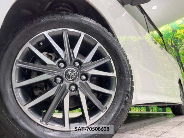 Toyota VOXY 2015-09 331189-13